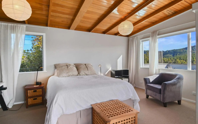 Hilltop Heaven - Kaiteriteri Holiday Home