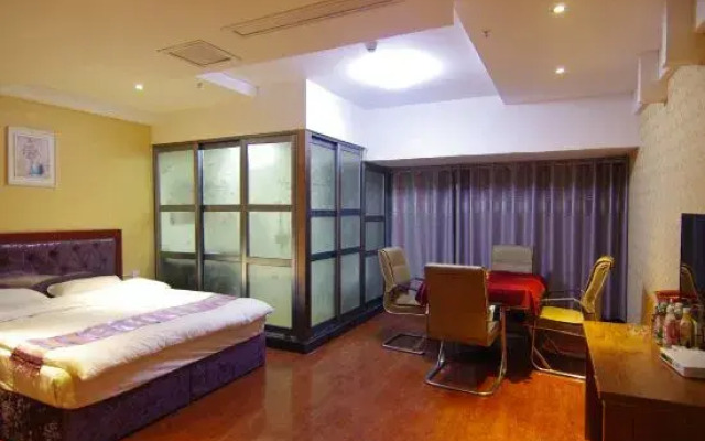 Holiday Inn Luohe MOCO