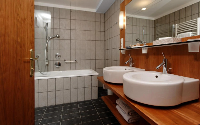 Hotel KRONE - eat, drink, stay