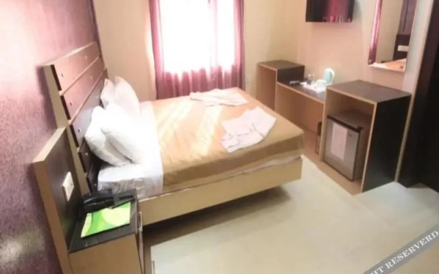 Hotel Urmee