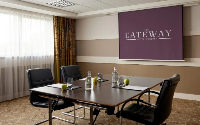 The Gateway Hotel