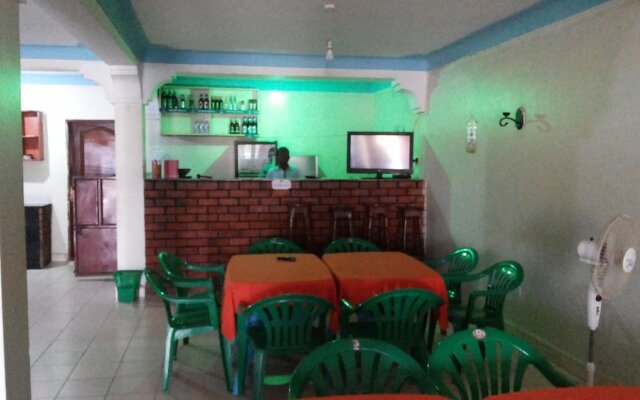 Windsor Hotel Pakwach