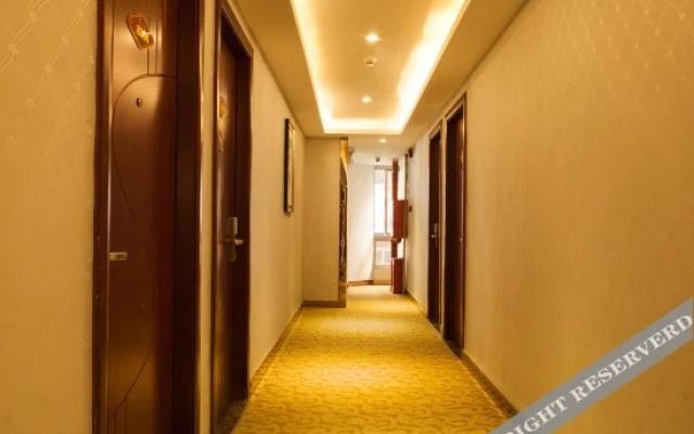 Shenzhen Ruojia Hotel (Huaide Subway Station, Wanfu Plaza, Shenzhen)