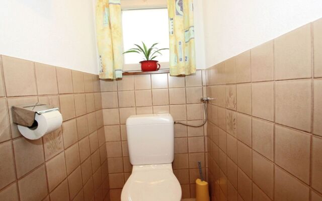 Apartment in Hippach With Mountain Views, Parking & Balcony
