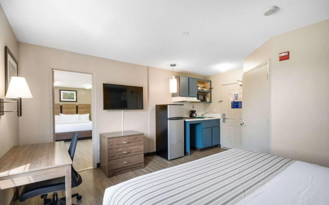 Suburban Studios Sterling - Washington Dulles