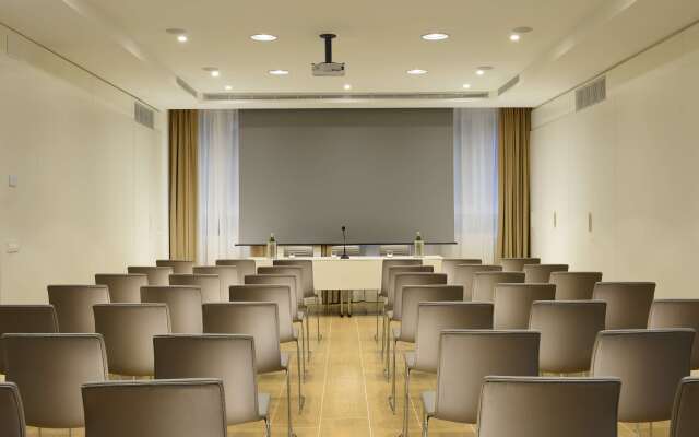 Unahotels Century Milano Hotel