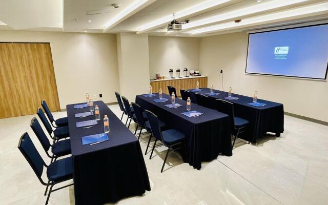 Holiday Inn Express Guadalajara Vallarta Poniente by IHG