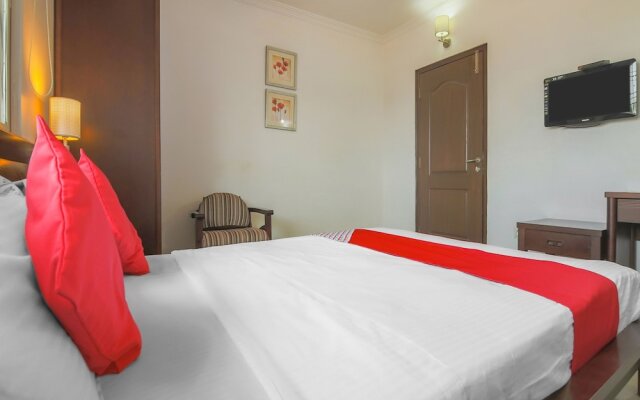 OYO 28178 Mega Inn