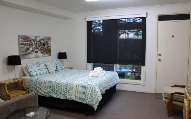 Australian Home Away @ Box Hill Studios