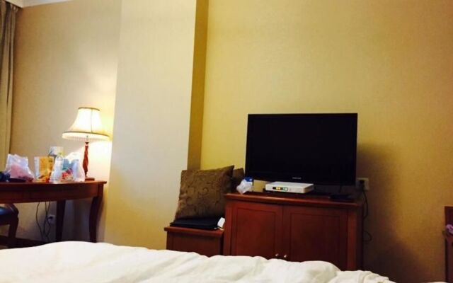 New Era Hotel