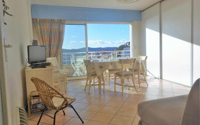 Appartement Le Lavandou, 2 pièces, 4 personnes - FR-1-251-345