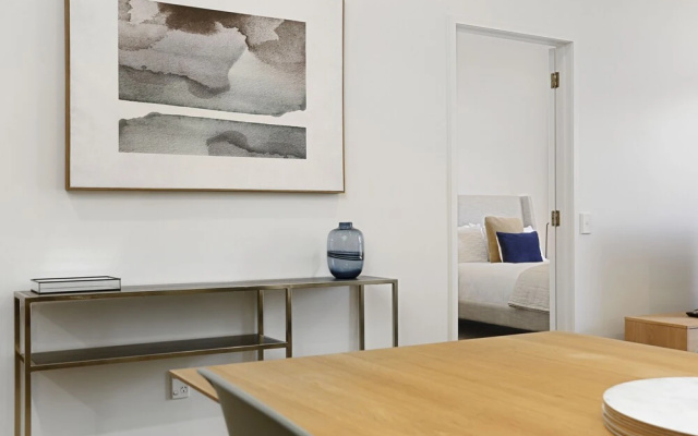 2 Bedrooms On Hobson Street With Carpark - By Urban Butler – Guest Rooms – Auckland