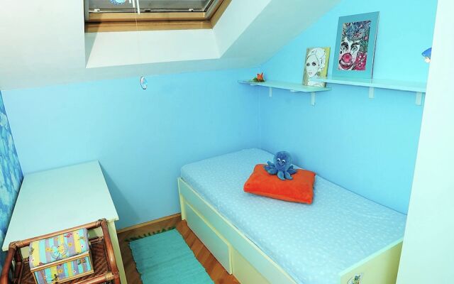 Colourful Apartment in Dalmatia With Furnished Balcony