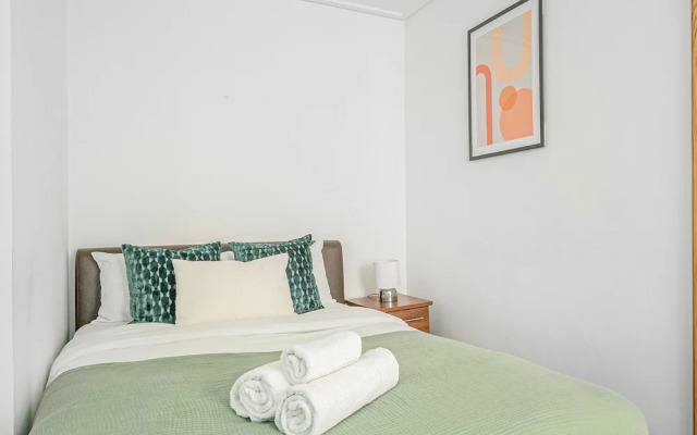 2BR with Patio in the Heart of Holborn