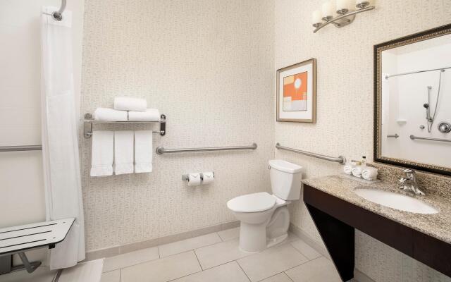 Holiday Inn Express Hotel & Suites Uvalde, an IHG Hotel