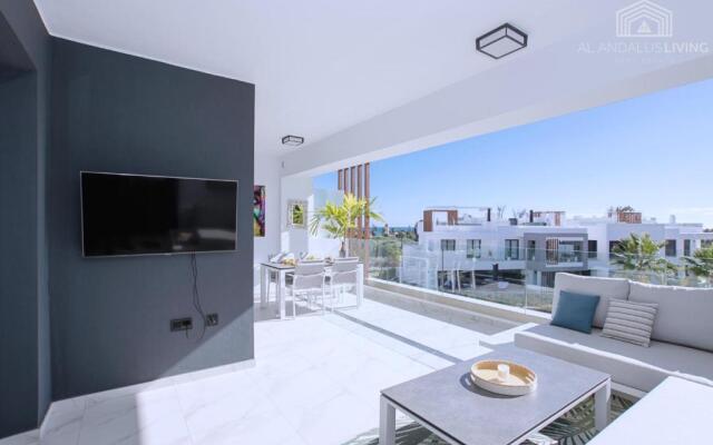 Contemporary apartment 8 min to Puerto Banus