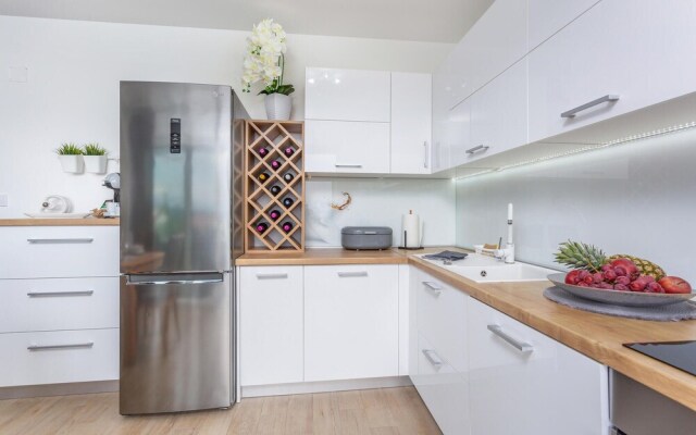 Awesome Apartment in Vantacici With Wifi and 2 Bedrooms