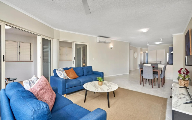 North Cove Waterfront Suites