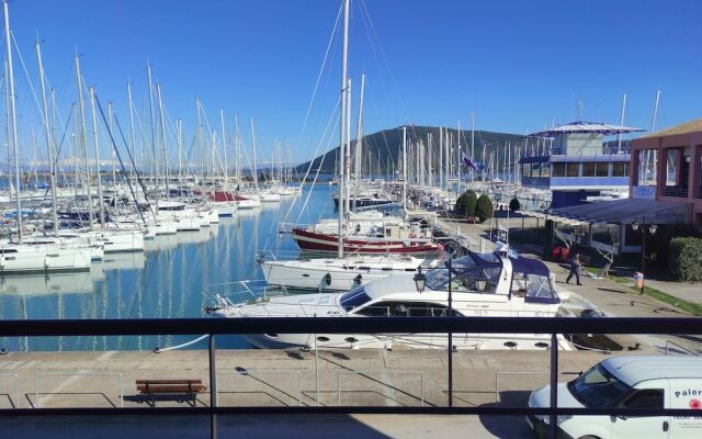 Ianos Bay