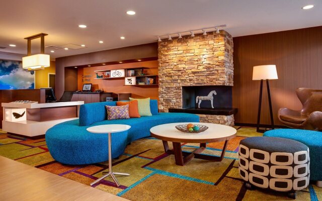 Fairfield Inn and Suites by Marriott Detroit Canton