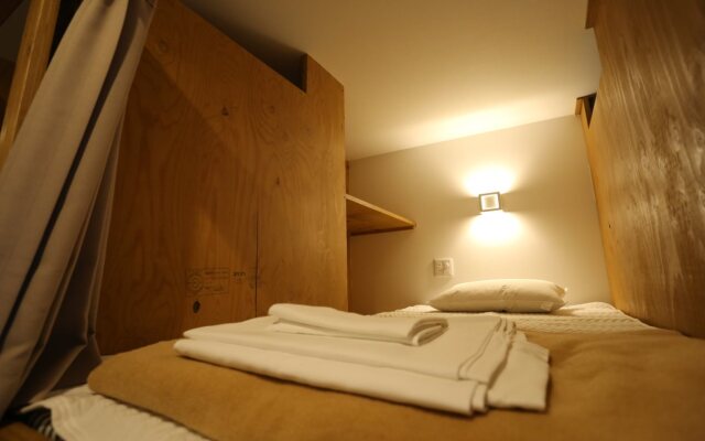 Fuku Hostel Namba