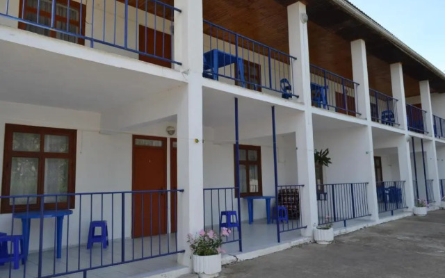 Guest House on Oktyabrskaya 19