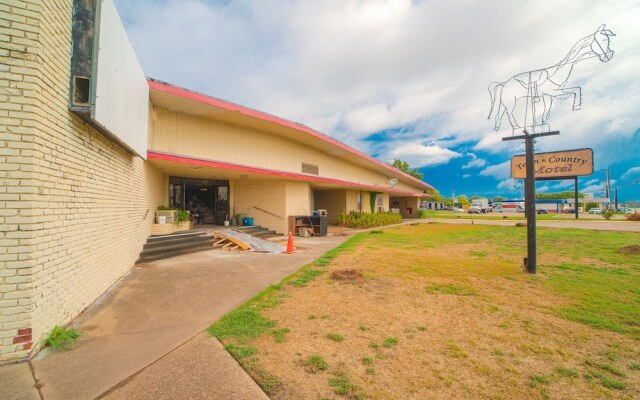 Town & Country Motel Bossier City by OYO