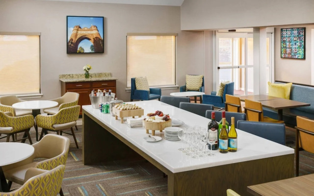 Residence Inn Hartford Windsor
