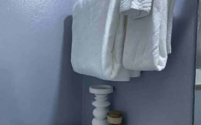 Modern Cozy 1BR Stay in New Kingston