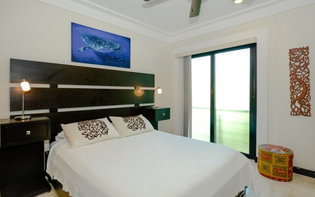 Lotus-5 by Playa District