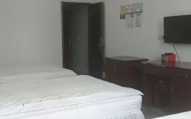 Zhandong Hostel