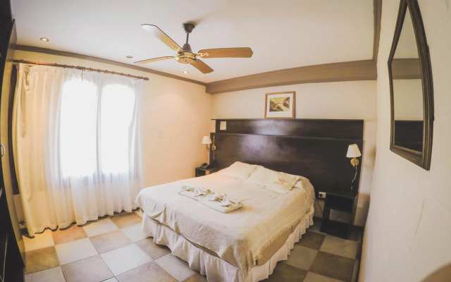 Cana Blaya Apart Hotel