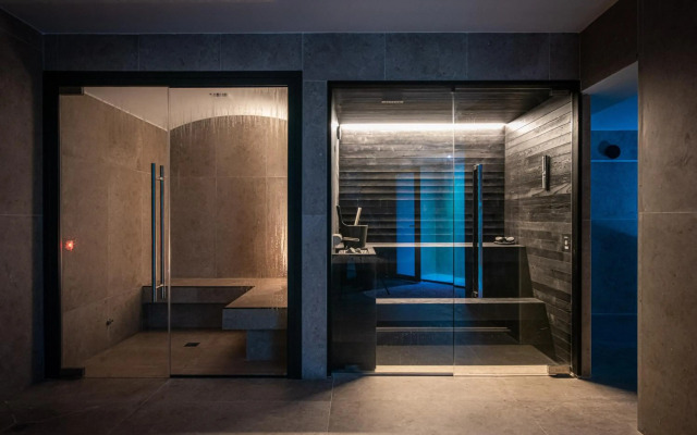 Noble Hotel Suites - Adults Only