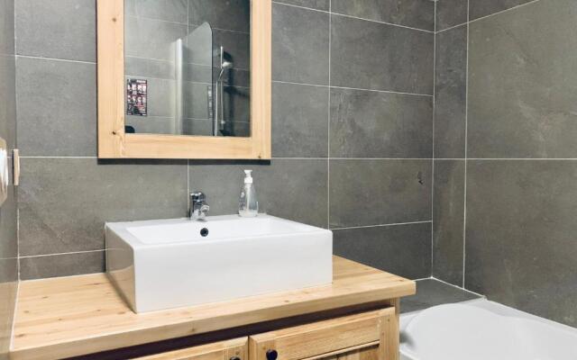 The mountain charmer #AH11