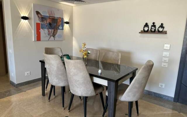 Penthouse with roof-amberville-NEWGIZA