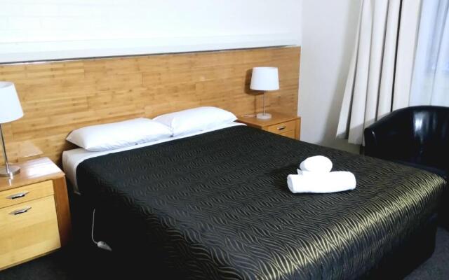 City Park Motel and Apartments