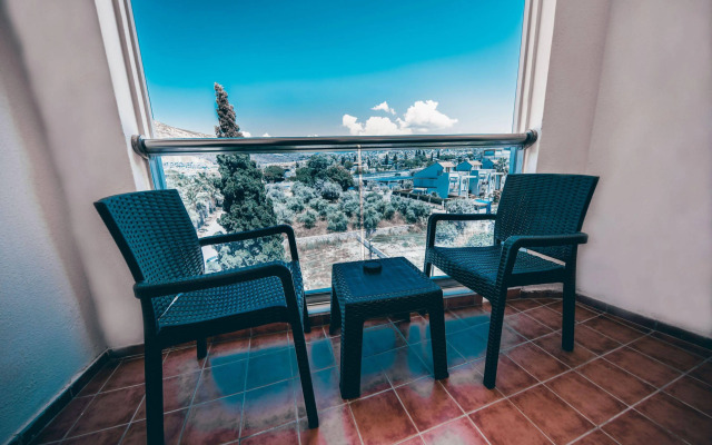 Grand Sahin's Hotel