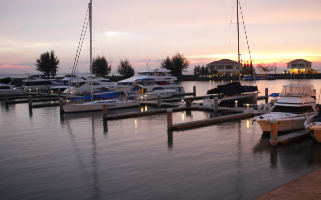 Avillion Admiral Cove