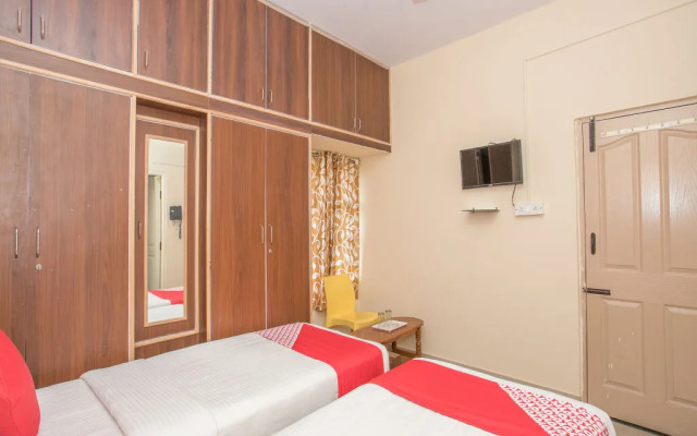 New SV Suites by OYO Rooms