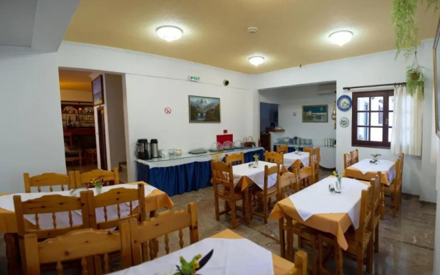 Hotel Nostos
