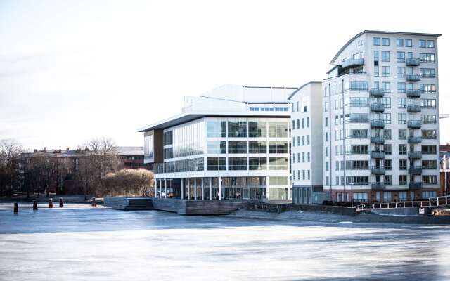 Best Western Hotel River C