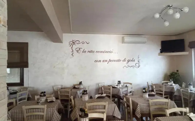 Al Borgo - Trattoria con Alloggio