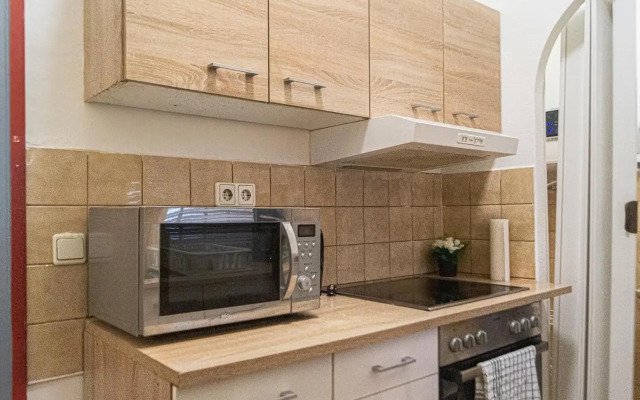 Charming Apt - ideal for Longstays