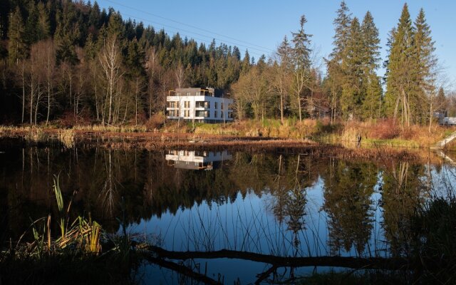 Vislow Resort