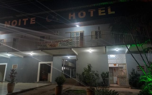 Noite hotel