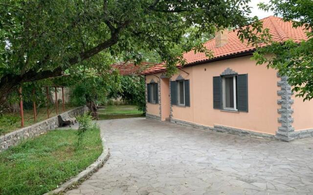 Sun-child Cottage