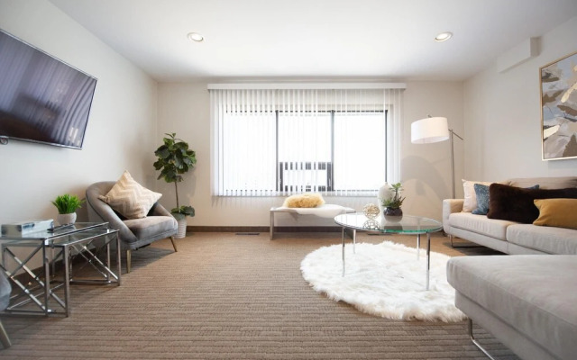 Luxury Downtown Suite With an Amazing View
