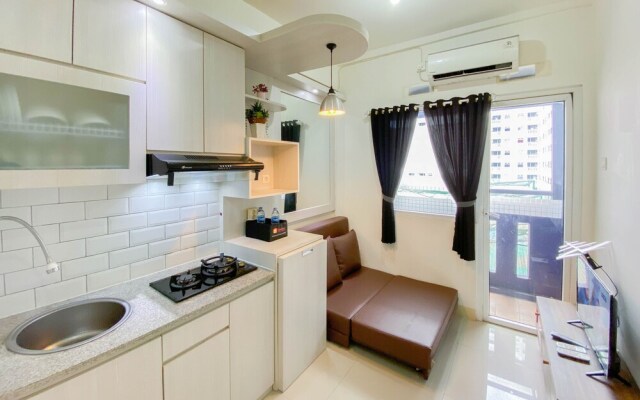 Good Choice And Homey 2Br At Green Pramuka City Apartment