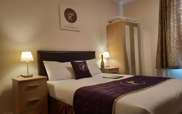 Revado Hotel