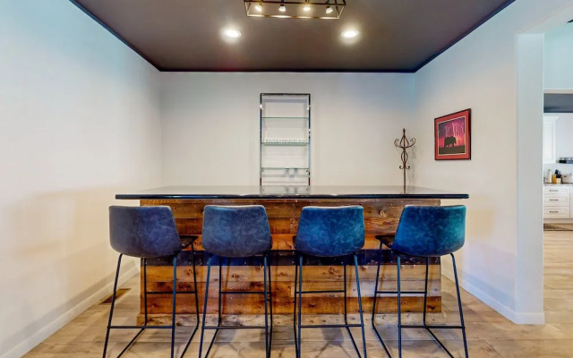 Hillside Hideaway #603